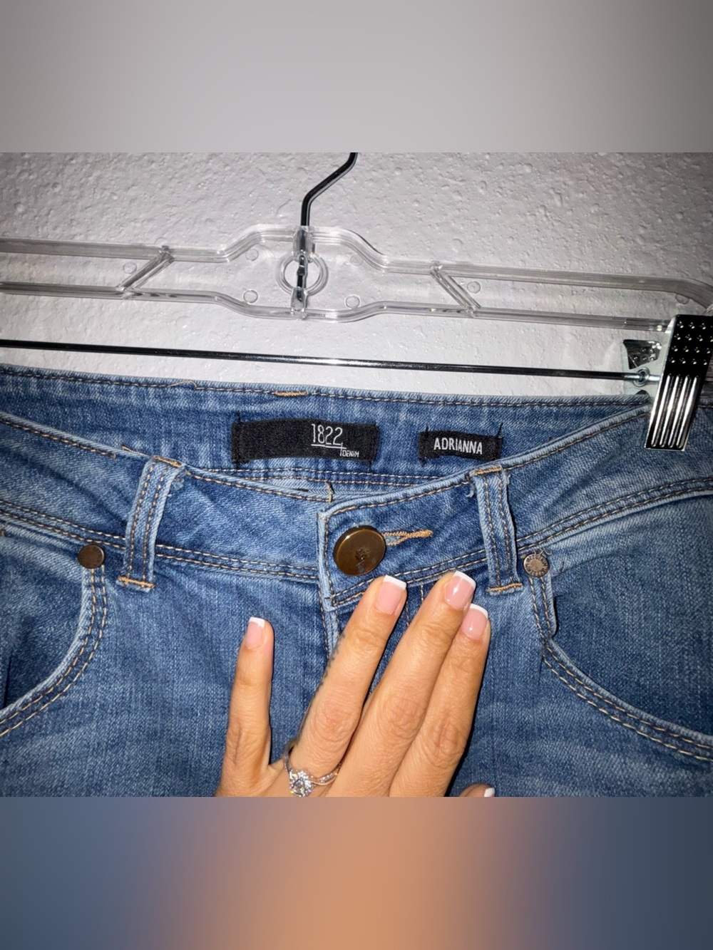 1822 Denim Adrianna Jeans Size 6